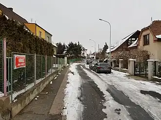 Pohled od Metujské severovýchodním směrem