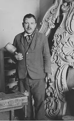 Umělec ve své dílně v H.Bludovicích