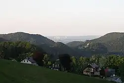 Pohled od Hainu směrem k Oybinu a dále na severovýchod