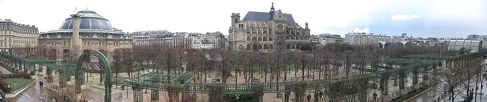 Panoramatický pohled na park