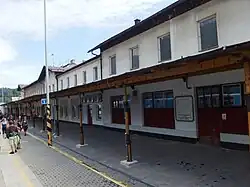 Staniční budova před rekonstrukcí (2017)