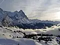 Pohled z Grosse Scheideggu na Eiger a Grindelwald