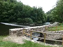 Havraníky, Papírenský jez.jpg