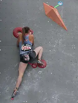 Tara Hayes na světovém poháru 2015 v boulderingu v Mnichově