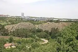 Celkový pohled z vyhlídky Butovické hradiště v Jinonicích