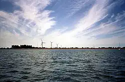 Pohled na jezero u Medembliku