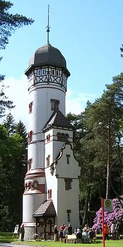 Vodárenská věž v Ohlsdorfu v roce 2003