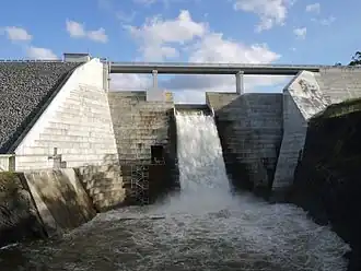 Hinze Dam Spillway overflows.jpg