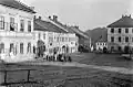 Pohled od kostela na horní náměstí v 30. letech 20. století