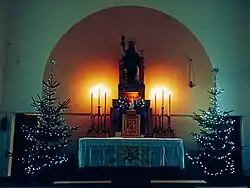 Vánoční výzdoba hlavního oltáře - rok 2024