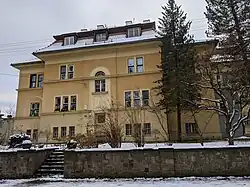 Hlučín - čp. 587 v ulici Dr. Ed. Beneše (prosinec 2021).jpg