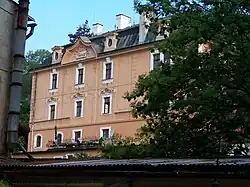 Hlavní budova usedlosti