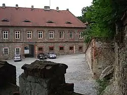 Hluboká nad Vltavou - Knížecí dvůr (3).jpg