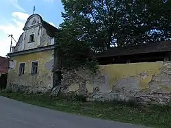 Hněvkov, usedlost čp.8.jpg