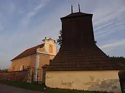 Hořešovice - kostel svatých Petra a Pavla (1).JPG