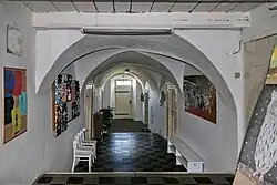 Klenbová chodba v přízemí