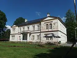 Hošťálková, zámek (2).jpg