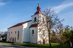 Pohled na kostel Neposkvrněného početí Panny Marie (2019)