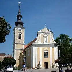 pohled na kostel od jihu