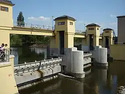 Jez na řece Moravě (Přístaviště U Jezu Hodonín)