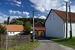 Příjezd do Holčovic