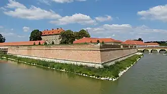 Holíčský zámek vzniklý na místě někdejšího vodního hradu