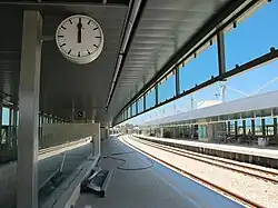 Pohled na nástupiště.