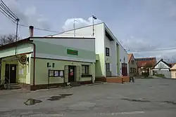 Domy na návsi v Horšicích