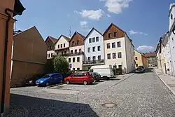 Horšovský Týn - místo zbořených měšťanských domů čp. 43 a 43 v Lobkovicově ulici (2).jpg