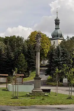 Mariánský sloup a kostel svaté Kateřiny