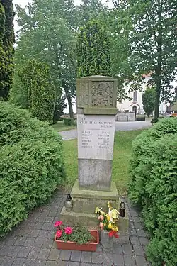 Pomník padlým v Horních Ředicích