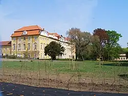 Horní Beřkovice, zámek