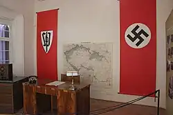 Stůl Konráda Henleina