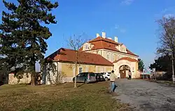 Horní zámek, vstup do areálu