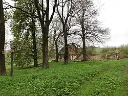 ruiny budovy hospody