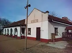 Pohled na zastávku.