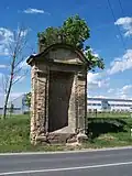 Hostivice, 12. kaple Hájecké cesty u silnice 606.jpg