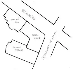 Sestava budov: Okresní dům, hotel Grand a Palmová zahrada