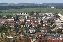 Náves s kaplí Povýšení sv. Kříže