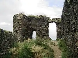 Hrad Košťálov (Jenčice).JPG