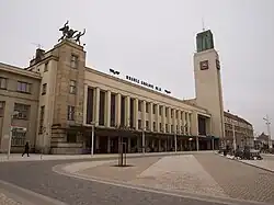 stanice Hradec Králové hlavní nádraží