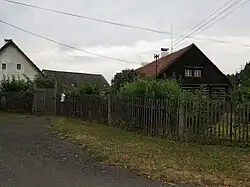 Hradišťská Lhotka, zemědělský dvůr čp.1.jpg