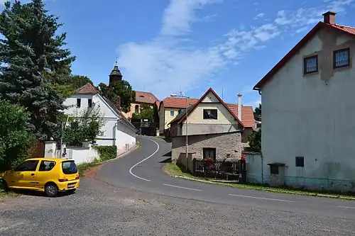 Hradiště (Bžany) - od tvrze.jpg