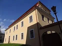 Hranice - fara na Školním náměstí (5).jpg