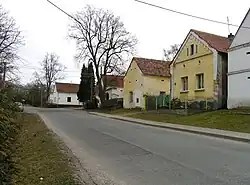 Domky v horní části Žichlic