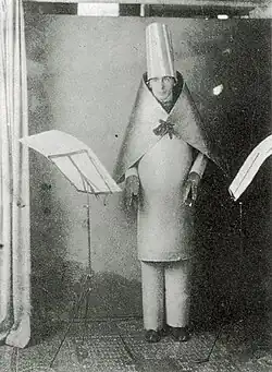Hugo Ball (Cabaret Voltaire v Curychu, 1916)