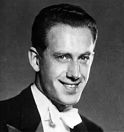 Švédský pianista Arne Hülphers, 1935