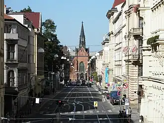 Výhled na Husovu ulici od Šilingrova náměstí