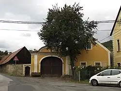 IMG 0644Hředle, zemědělský dvůr čp.28.jpg