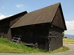 IMakov, stodola proti čp.93.jpg